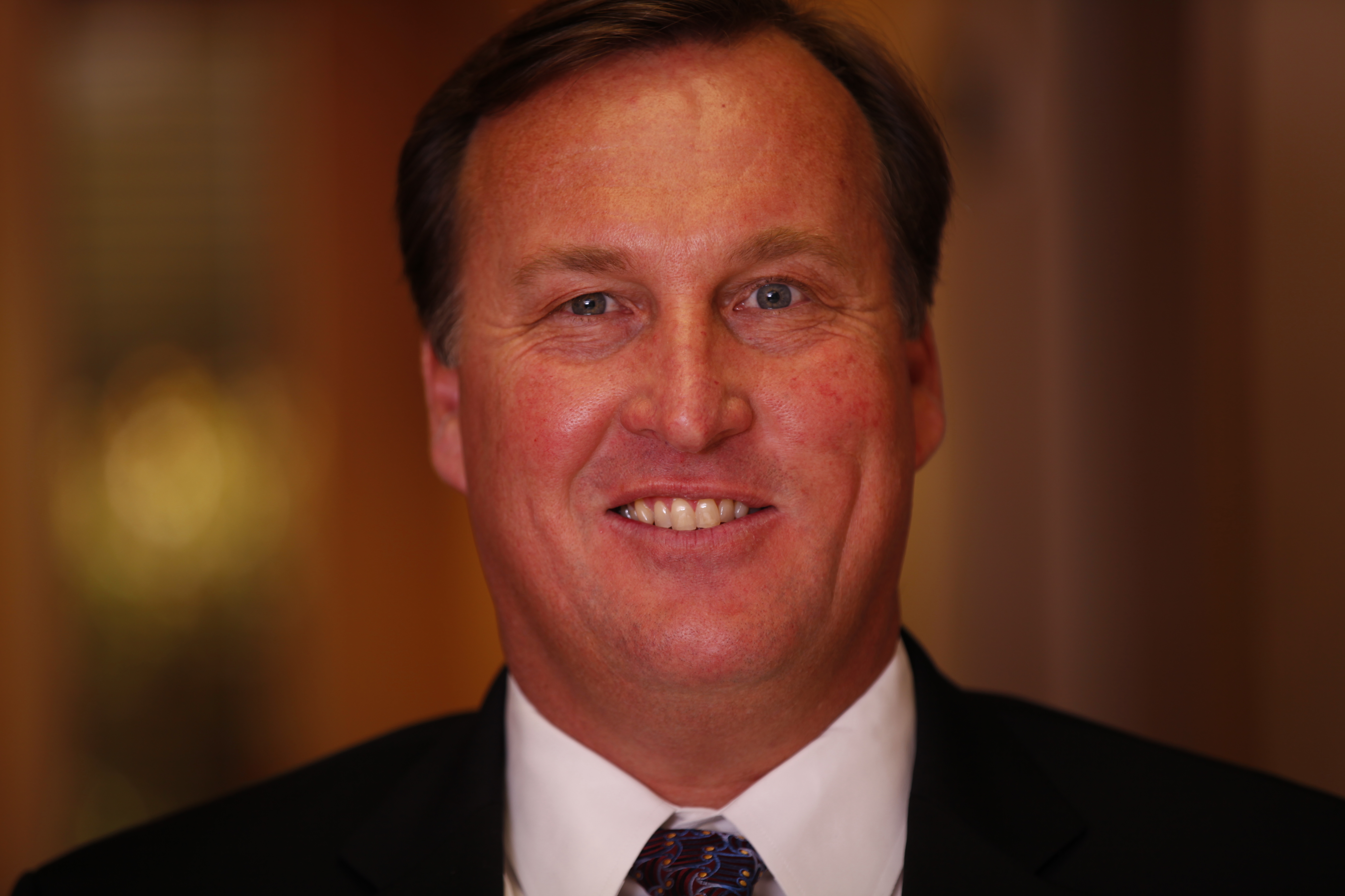 Mr Douglas C De Groote CFP