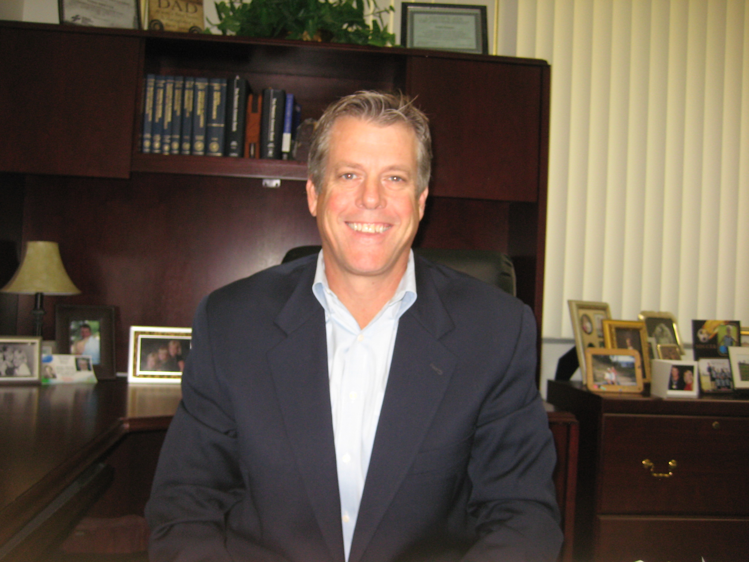 Mr Todd L Dreyer CFP