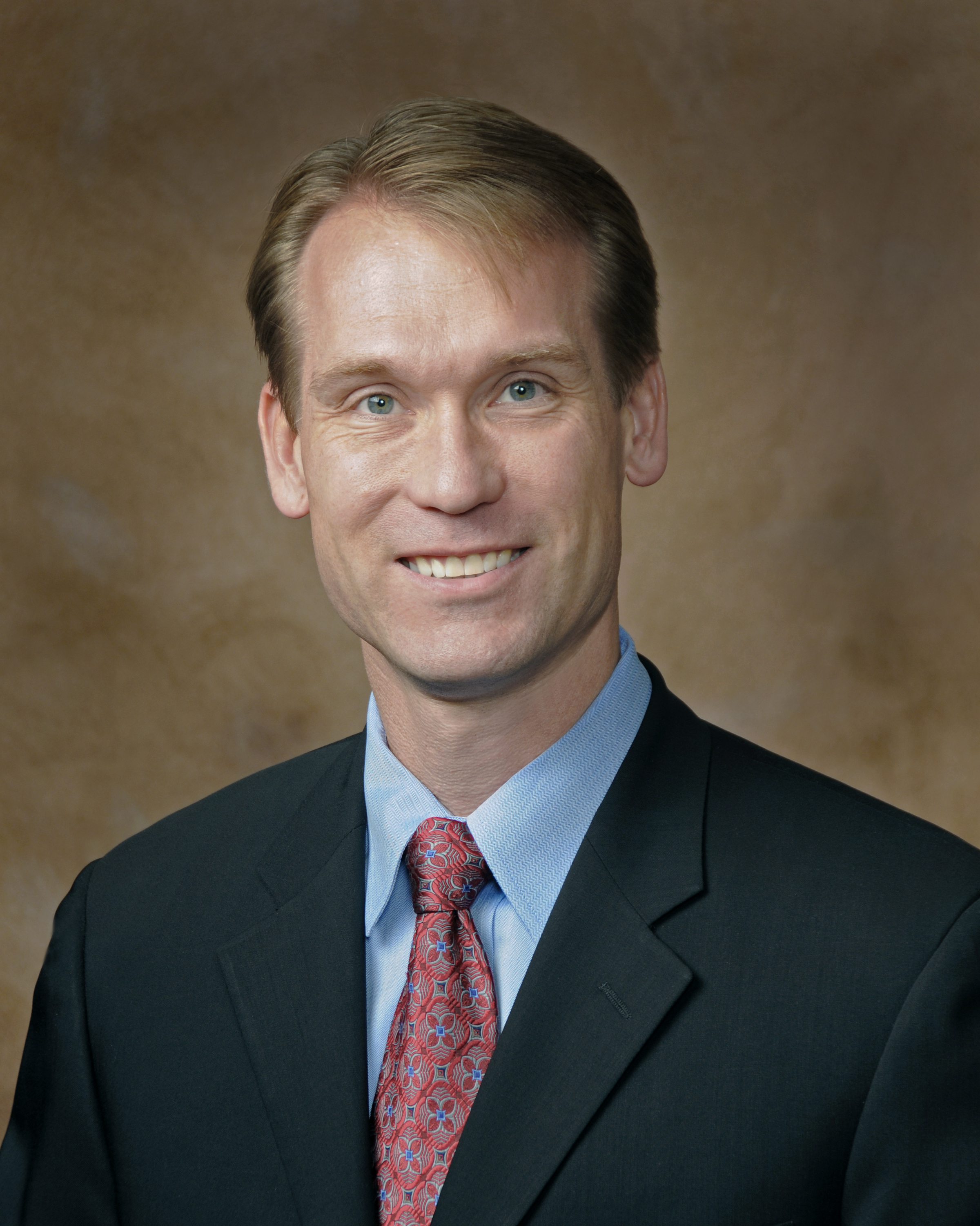 Mr Joshua K Gustafson CFP